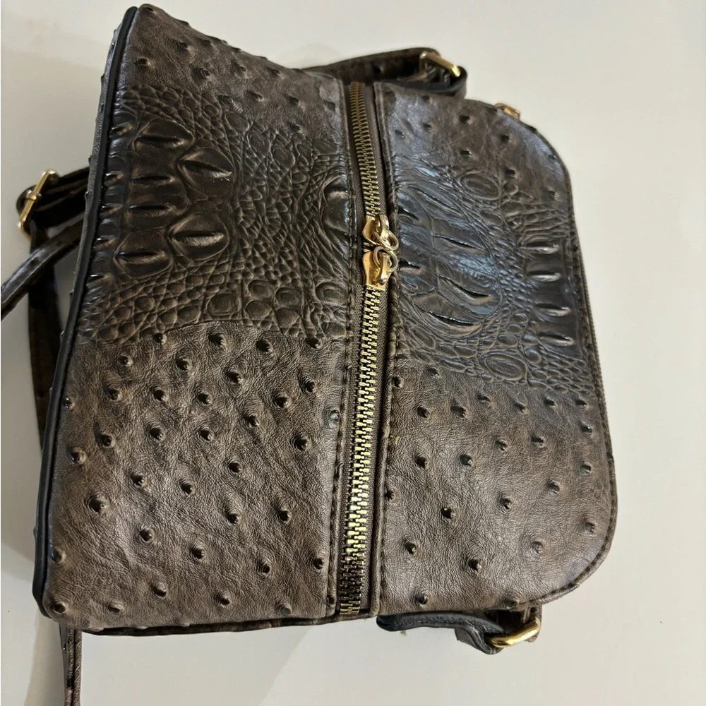 Brown Faux Croc and Ostrich Embossed Shoulder/Crossbody Bag with Gold Zip NWOT - Picture 2 of 8